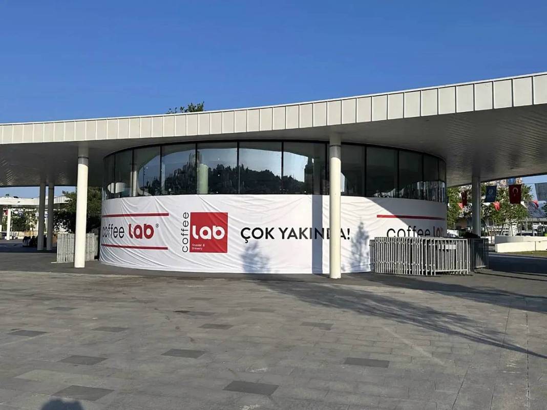 Kahve molasına hazır olun: İzmit'in kalbinde yeni bir kahve kokusu yükseliyor! Kocaeli'deki ilk ve tek şubesi olacak 5